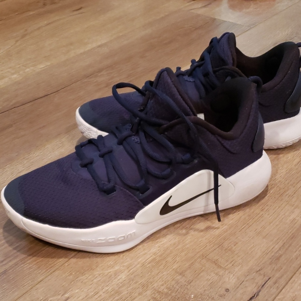Nike Hyperdunk Low Basketball Shoes